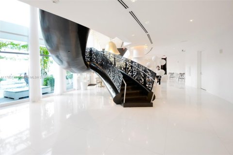 Condominio en venta en Miami Beach, Florida, 2 dormitorios, 101.08 m2 № 1860807 - foto 28