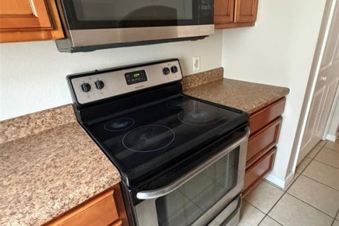 Touwnhouse à louer à Kissimmee, Floride: 4 chambres, 158.21 m2 № 2417080 - photo 8