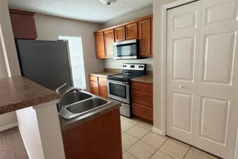 Touwnhouse à louer à Kissimmee, Floride: 4 chambres, 158.21 m2 № 2417080 - photo 7