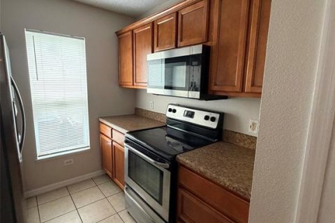 Touwnhouse à louer à Kissimmee, Floride: 4 chambres, 158.21 m2 № 2417080 - photo 10
