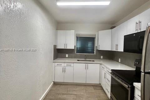 Снять в аренду виллу или дом в Норт-Майами, Флорида 3 спальни, 156.17м2, № 1950567 - фото 15