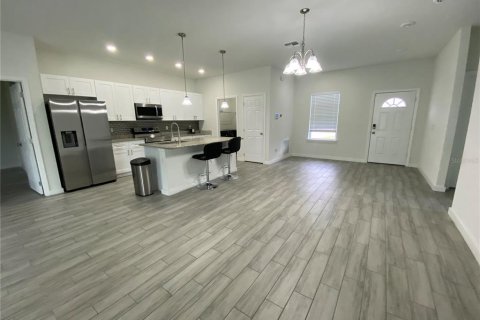 Casa en venta en Poinciana, Florida, 4 dormitorios, 163.32 m2 № 1546869 - foto 2
