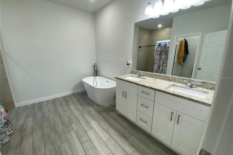 Casa en venta en Poinciana, Florida, 4 dormitorios, 163.32 m2 № 1546869 - foto 17