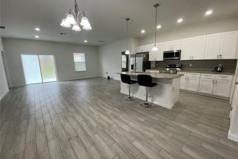Casa en venta en Poinciana, Florida, 4 dormitorios, 163.32 m2 № 1546869 - foto 4