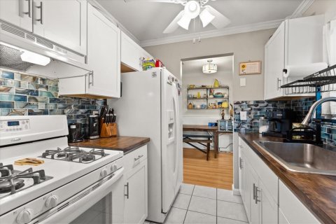 Villa ou maison à vendre à Deltona, Floride: 3 chambres, 115.38 m2 № 1846460 - photo 9