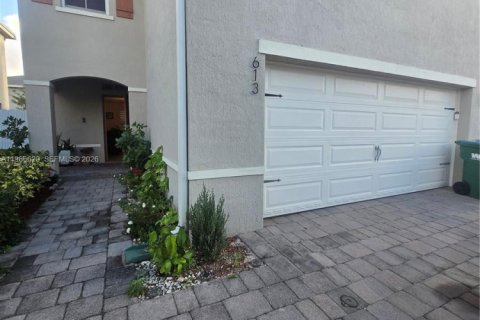 Casa en venta en Florida City, Florida, 4 dormitorios, 198.63 m2 № 2029105 - foto 16