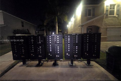 Casa en venta en Florida City, Florida, 4 dormitorios, 198.63 m2 № 2029105 - foto 4