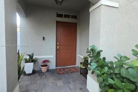 Casa en venta en Florida City, Florida, 4 dormitorios, 198.63 m2 № 2029105 - foto 9