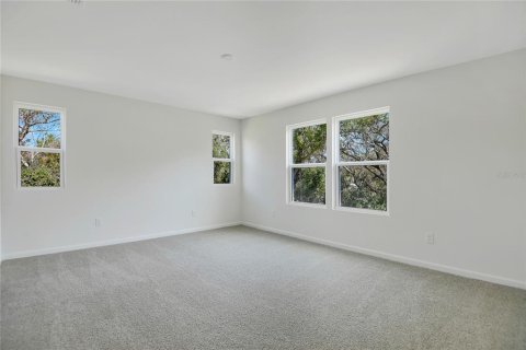 Casa en venta en Apopka, Florida, 4 dormitorios, 213.68 m2 № 1899076 - foto 14