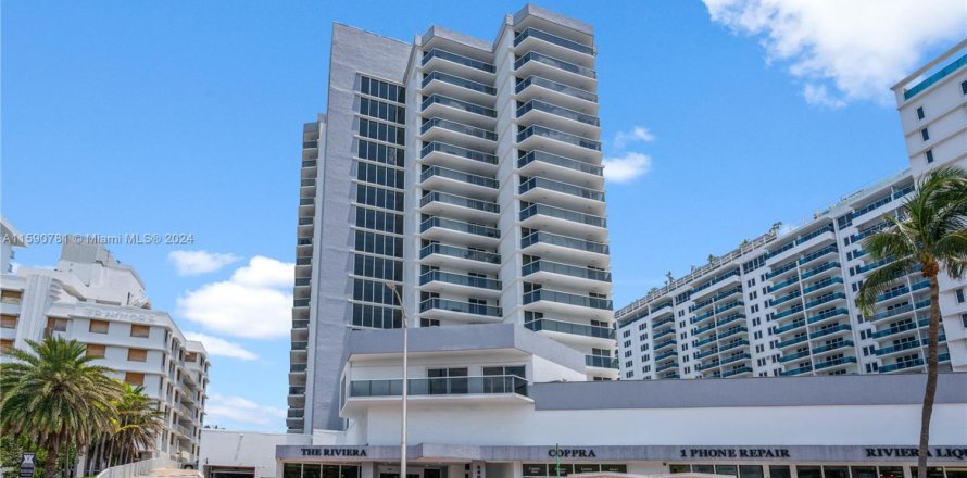 Condominio en Miami Beach, Florida, 2 dormitorios № 1868565