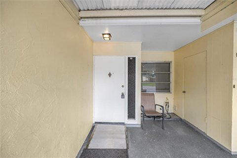 House in Sarasota, Florida 2 bedrooms, 143.53 sq.m. № 2379397 - photo 5