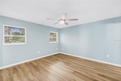 House in Sarasota, Florida 2 bedrooms, 143.53 sq.m. № 2379397 - photo 28