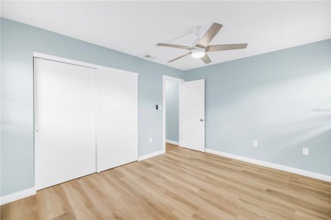House in Sarasota, Florida 2 bedrooms, 143.53 sq.m. № 2379397 - photo 8