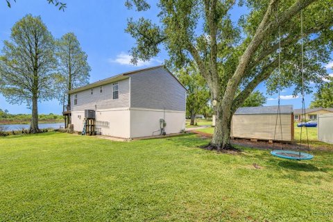 House in Valrico, Florida 3 bedrooms, 111.85 sq.m. № 2097624 - photo 30