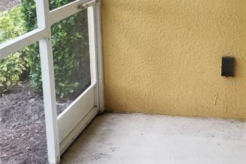 Снять в аренду кондоминиум в Сарасота, Флорида 7 комнат, 106.47м2, № 2099896 - фото 16
