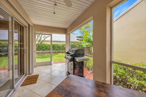 Купить виллу или дом в Хомстед, Флорида 2 спальни, 108.79м2, № 2048261 - фото 11
