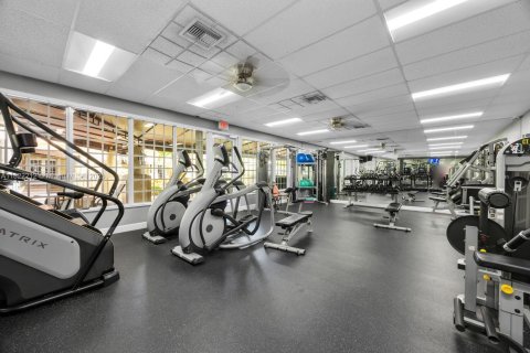 Купить виллу или дом в Хомстед, Флорида 2 спальни, 108.79м2, № 2048261 - фото 20