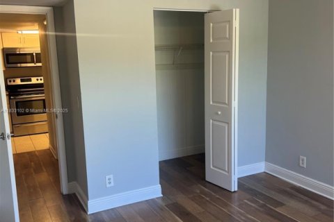 Купить кондоминиум в Плантация, Флорида 2 спальни, 89.65м2, № 1988953 - фото 7