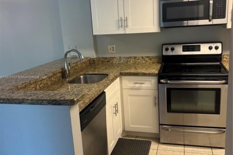 Купить кондоминиум в Плантация, Флорида 2 спальни, 89.65м2, № 1988953 - фото 9