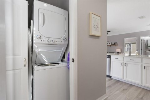 Adosado en venta en Winter Springs, Florida, 2 dormitorios, 104.89 m2 № 1904107 - foto 11