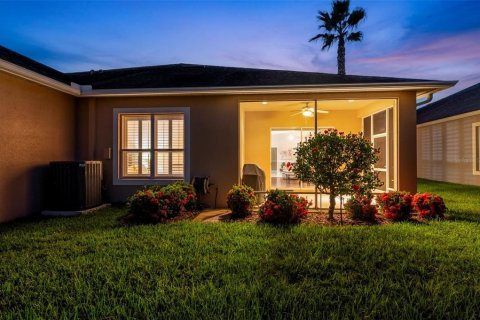Casa en venta en Land O' Lakes, Florida, 2 dormitorios, 156.91 m2 № 1918253 - foto 8