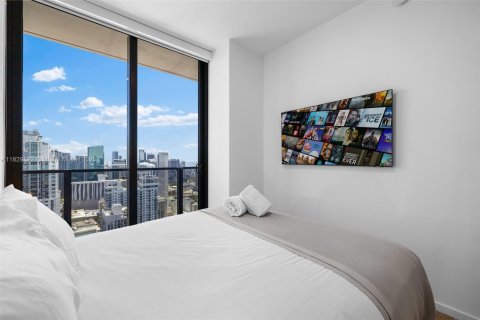 Снять в аренду кондоминиум в Майами, Флорида 3 спальни, 105.44м2, № 1934049 - фото 30