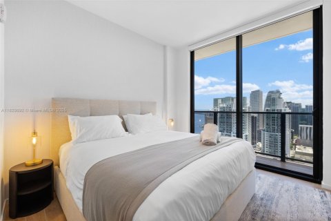 Снять в аренду кондоминиум в Майами, Флорида 3 спальни, 105.44м2, № 1934049 - фото 23