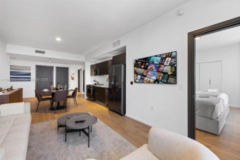 Снять в аренду кондоминиум в Майами, Флорида 3 спальни, 105.44м2, № 1934049 - фото 13