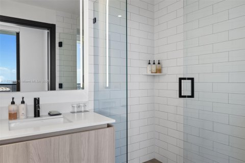 Снять в аренду кондоминиум в Майами, Флорида 3 спальни, 105.44м2, № 1934049 - фото 20