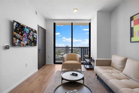 Снять в аренду кондоминиум в Майами, Флорида 3 спальни, 105.44м2, № 1934049 - фото 9