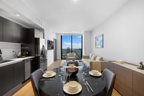 Снять в аренду кондоминиум в Майами, Флорида 3 спальни, 105.44м2, № 1934049 - фото 5