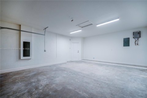 Купить таунхаус в Дания-Бич, Флорида 3 спальни, 152.45м2, № 2061145 - фото 30