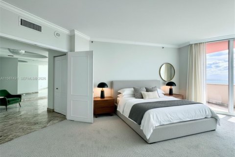 Condo in Miami Beach, Florida, 3 bedrooms  № 2059694 - photo 20