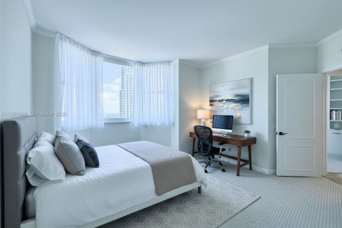 Condo in Miami Beach, Florida, 3 bedrooms  № 2059694 - photo 24
