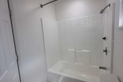 House in Port Charlotte, Florida 2 bedrooms, 82.5 sq.m. № 2150466 - photo 6