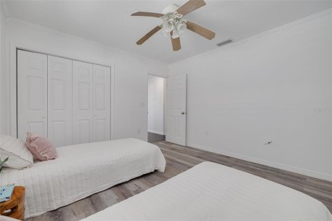 House in Saint Pete Beach, Florida 2 bedrooms, 94.02 sq.m. № 1650512 - photo 16