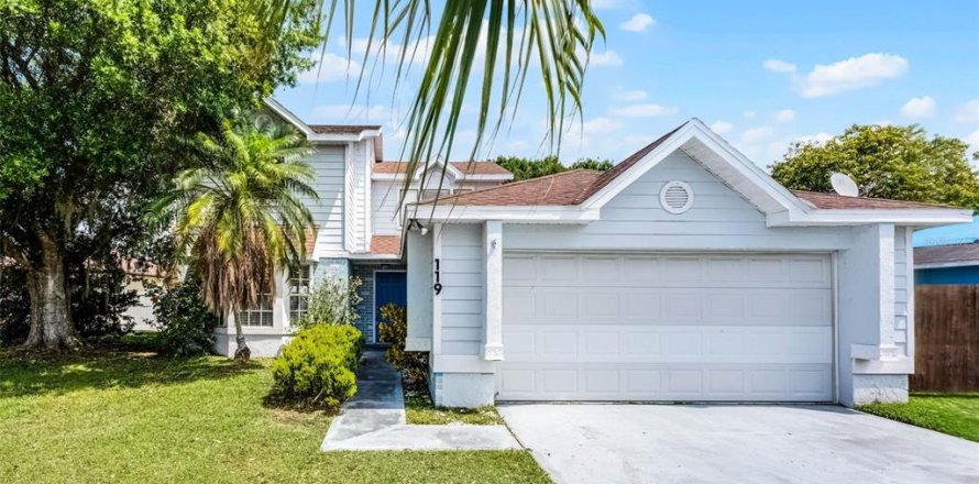 Villa ou maison à Kissimmee, Floride 3 chambres, 158.49 m2 № 1800127