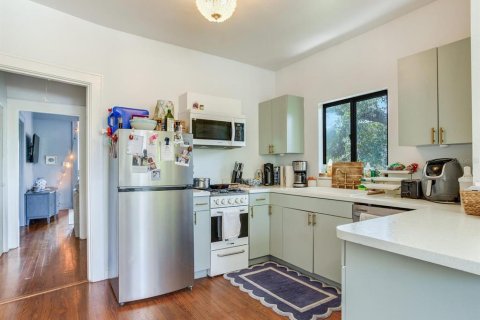 Casa en venta en Saint Petersburg, Florida, 4 dormitorios, 205.13 m2 № 1759615 - foto 22