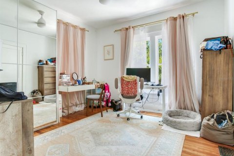 Casa en venta en Saint Petersburg, Florida, 4 dormitorios, 205.13 m2 № 1759615 - foto 20