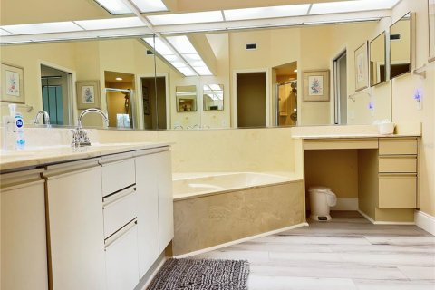 Casa en alquiler en Sarasota, Florida, 3 dormitorios, 141.03 m2 № 1090702 - foto 30