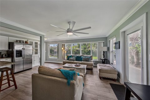 Immobilier commercial à vendre à Lauderdale-by-the-Sea, Floride: 177.44 m2 № 2086427 - photo 11