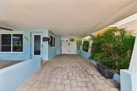 Immobilier commercial à vendre à Lauderdale-by-the-Sea, Floride: 177.44 m2 № 2086427 - photo 7
