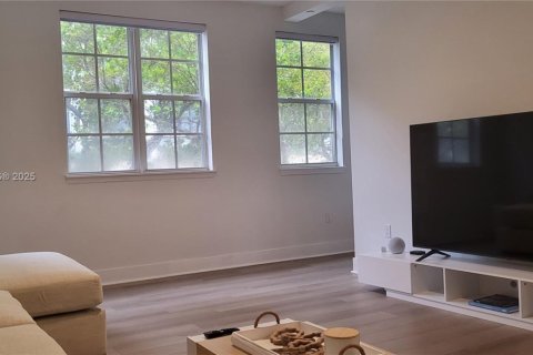 Copropriété à louer à Hallandale Beach, Floride: 3 chambres, 139.35 m2 № 1811616 - photo 4