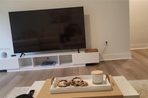 Copropriété à louer à Hallandale Beach, Floride: 3 chambres, 139.35 m2 № 1811616 - photo 5