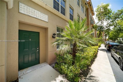 Copropriété à louer à Hallandale Beach, Floride: 3 chambres, 139.35 m2 № 1811616 - photo 22