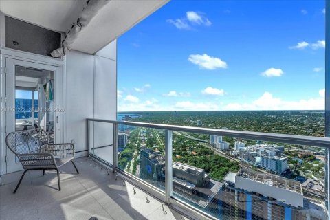 Copropriété à vendre à Miami, Floride: 3 chambres, 320.42 m2 № 2033956 - photo 14