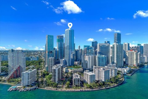 Copropriété à vendre à Miami, Floride: 3 chambres, 320.42 m2 № 2033956 - photo 17