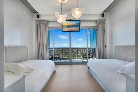 Copropriété à vendre à Miami, Floride: 3 chambres, 320.42 m2 № 2033956 - photo 11