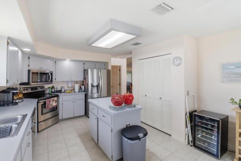 Casa en venta en Beverly Hills, Florida, 3 dormitorios, 156.73 m2 № 2259316 - foto 16