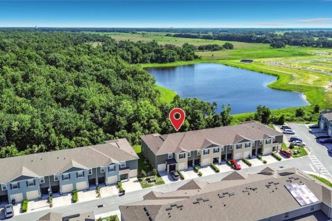 Touwnhouse à vendre à Davenport, Floride: 3 chambres, 157.19 m2 № 2151023 - photo 2